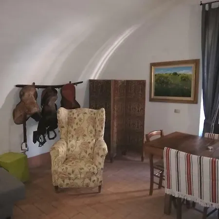 Homestay Agriturismo Il Fontino *
